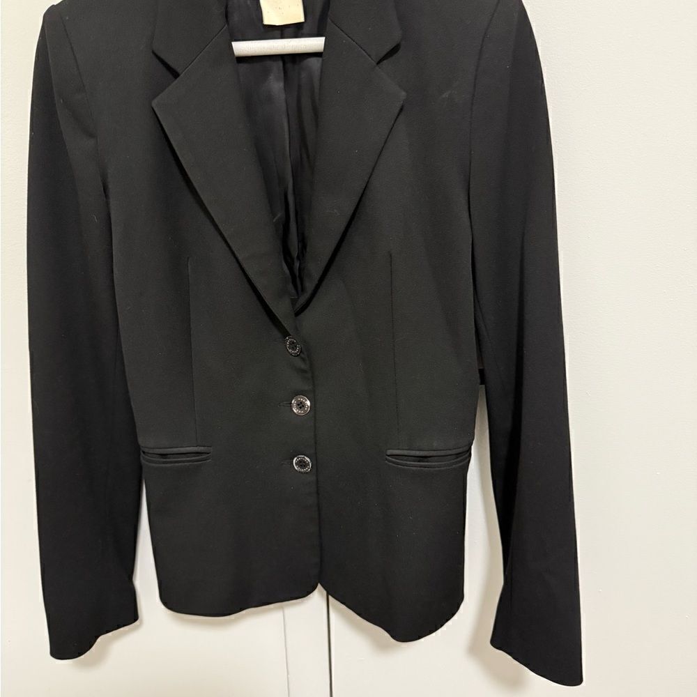 Vertigo Paris Woman’s Black Blazer with 3 button closure . Size Small.